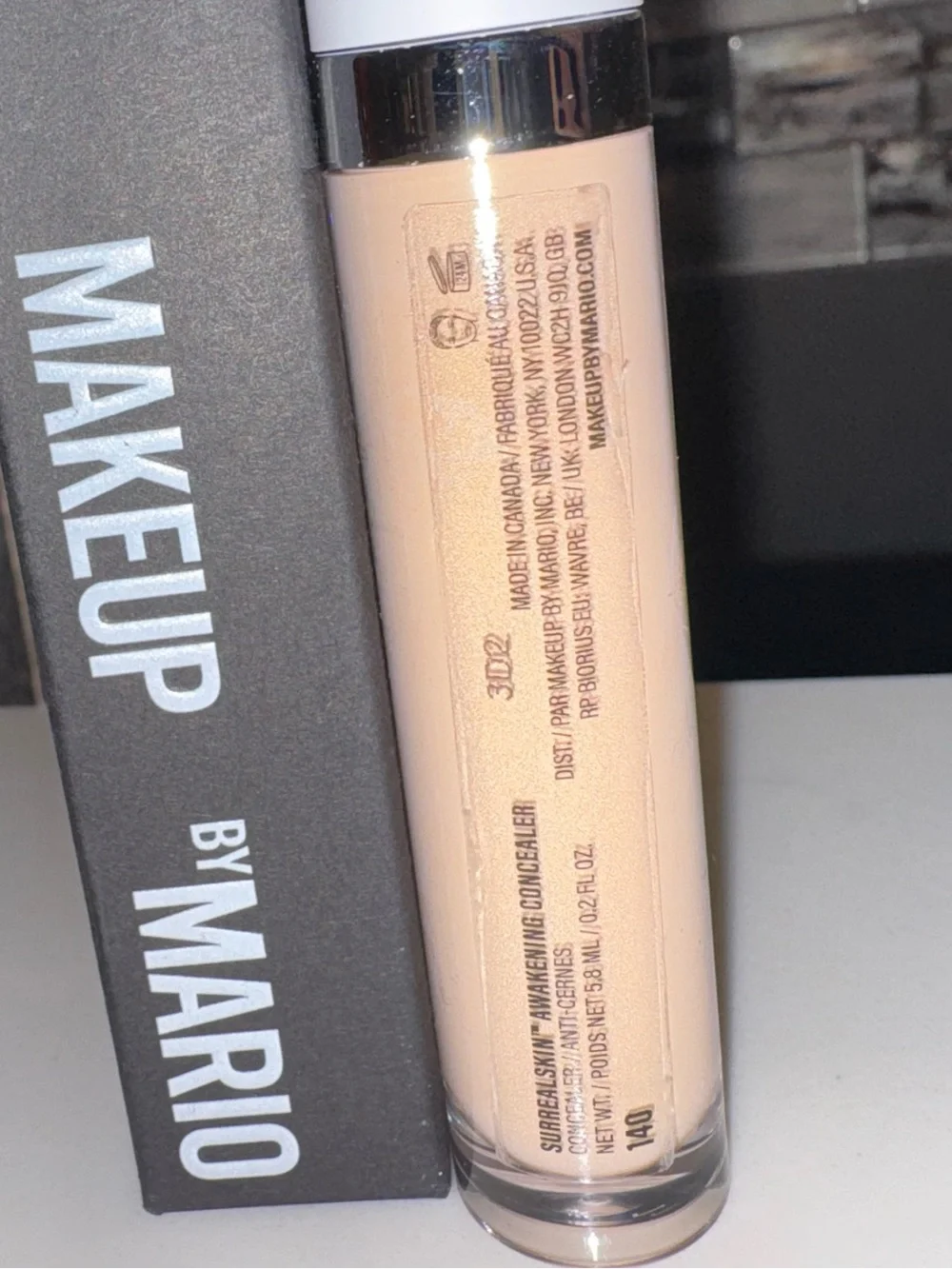 MAKEUP BY MARIO SurrealSkin™ Awakening Concealer - Shade 140 Light Warm NIB
